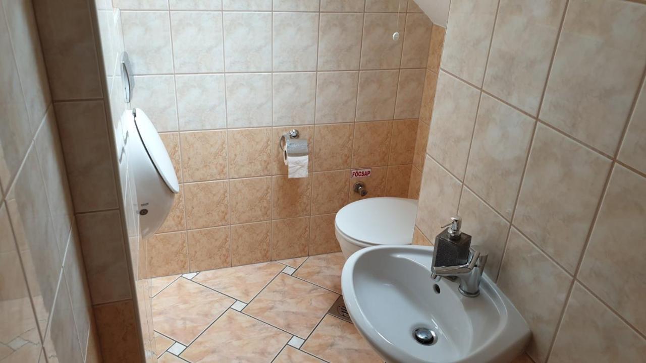 Ilona Apartmanok Балатонбоглар Экстерьер фото