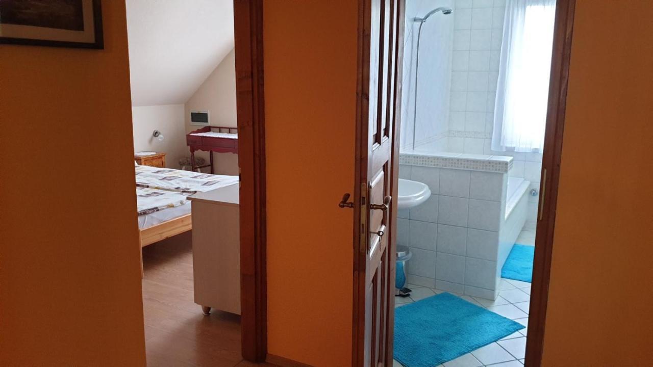 Ilona Apartmanok Балатонбоглар Экстерьер фото