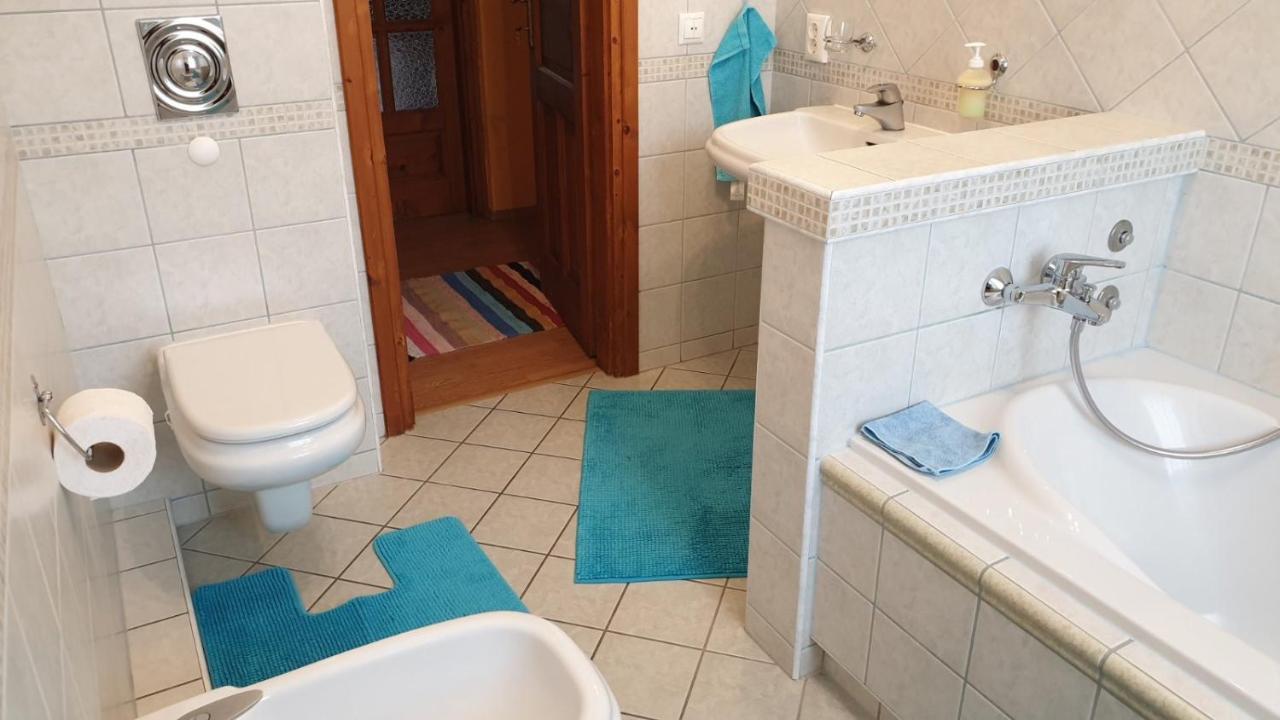 Ilona Apartmanok Балатонбоглар Экстерьер фото