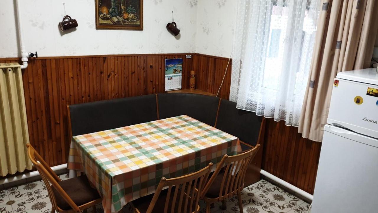 Ilona Apartmanok Балатонбоглар Экстерьер фото